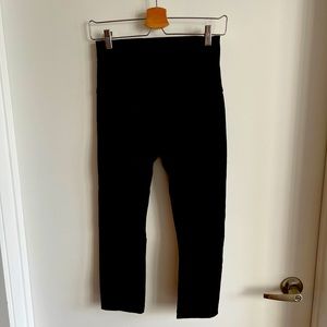 Lululemon Cropped Wunder Under High Rise
